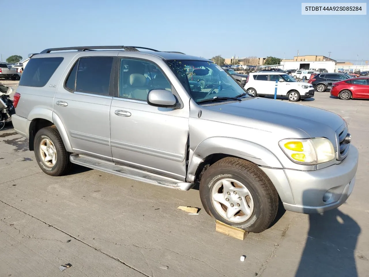 2002 Toyota Sequoia Sr5 VIN: 5TDBT44A92S085284 Lot: 65270814