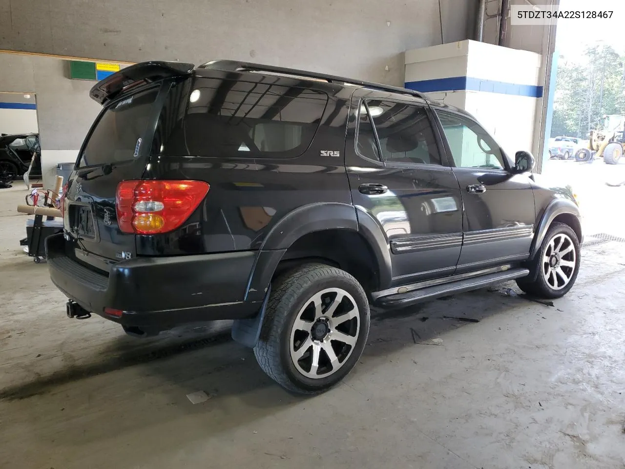 5TDZT34A22S128467 2002 Toyota Sequoia Sr5