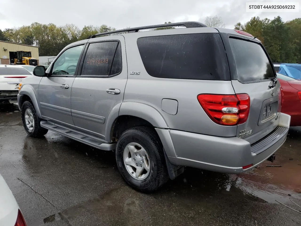 2002 Toyota Sequoia Sr5 VIN: 5TDBT44A92S069232 Lot: 70778233