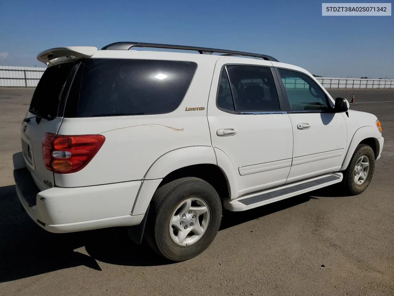 2002 Toyota Sequoia Limited VIN: 5TDZT38A02S071342 Lot: 72745424