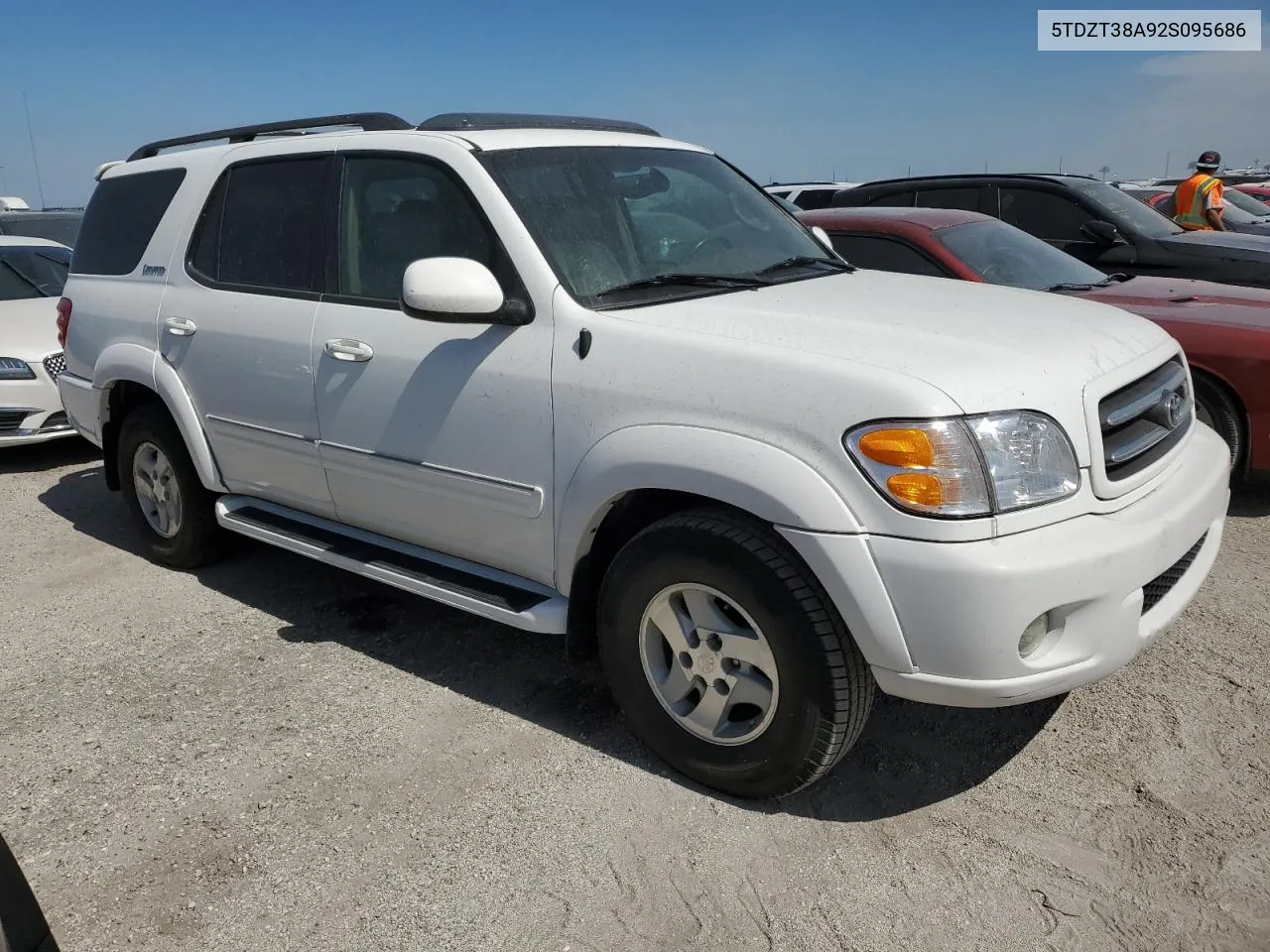 2002 Toyota Sequoia Limited VIN: 5TDZT38A92S095686 Lot: 75327934