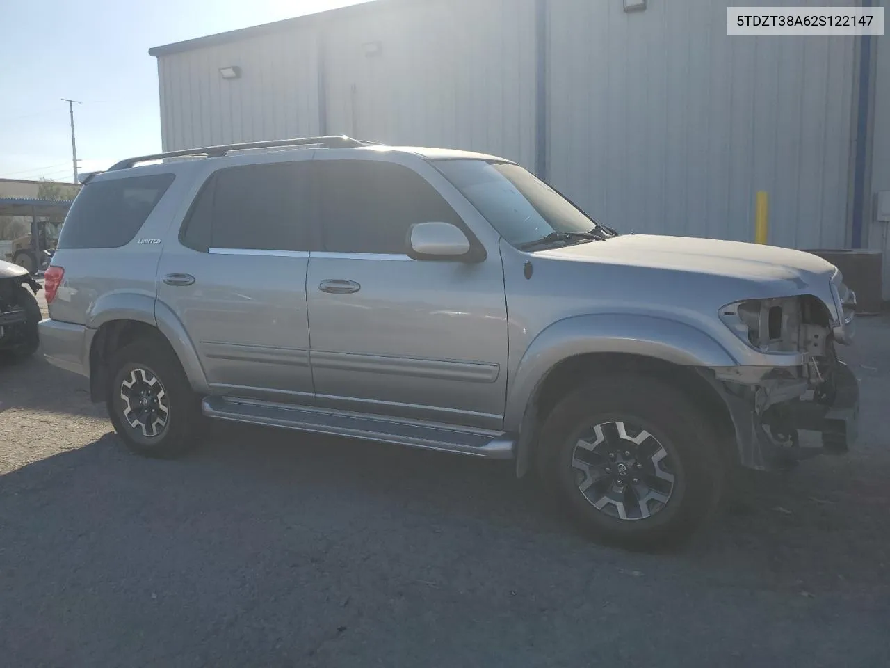 2002 Toyota Sequoia Limited VIN: 5TDZT38A62S122147 Lot: 75345104