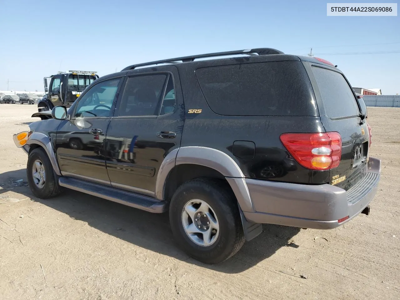 2002 Toyota Sequoia Sr5 VIN: 5TDBT44A22S069086 Lot: 76616074