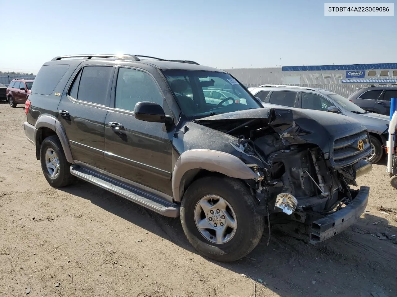 5TDBT44A22S069086 2002 Toyota Sequoia Sr5