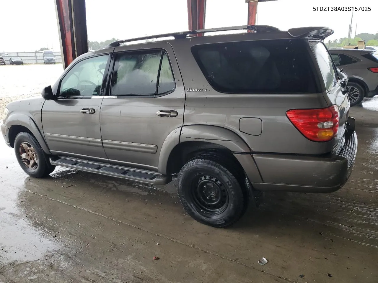 2003 Toyota Sequoia Limited VIN: 5TDZT38A03S157025 Lot: 75388504