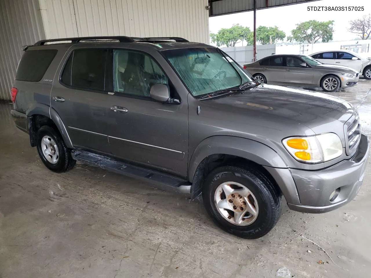 2003 Toyota Sequoia Limited VIN: 5TDZT38A03S157025 Lot: 75388504