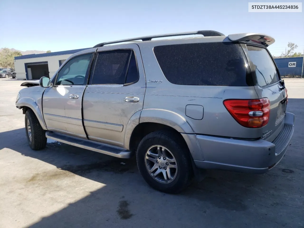 2004 Toyota Sequoia Limited VIN: 5TDZT38A44S234836 Lot: 52240744