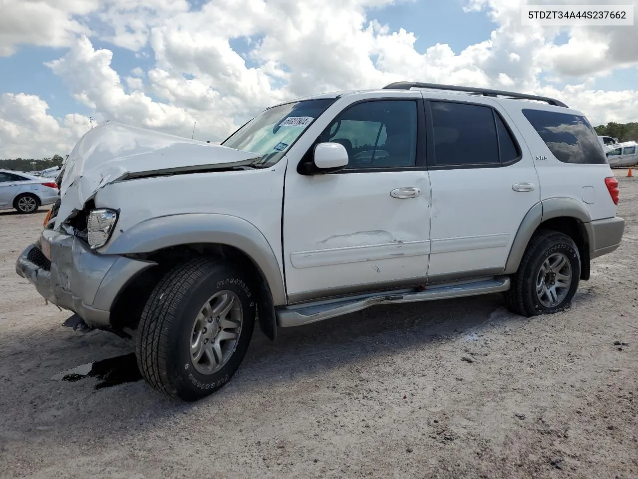 5TDZT34A44S237662 2004 Toyota Sequoia Sr5