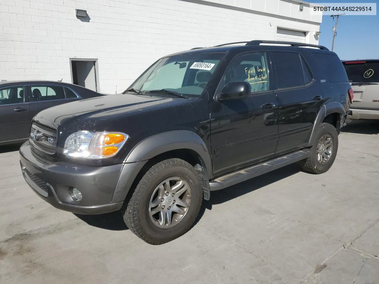 2004 Toyota Sequoia Sr5 VIN: 5TDBT44A54S229514 Lot: 69093164