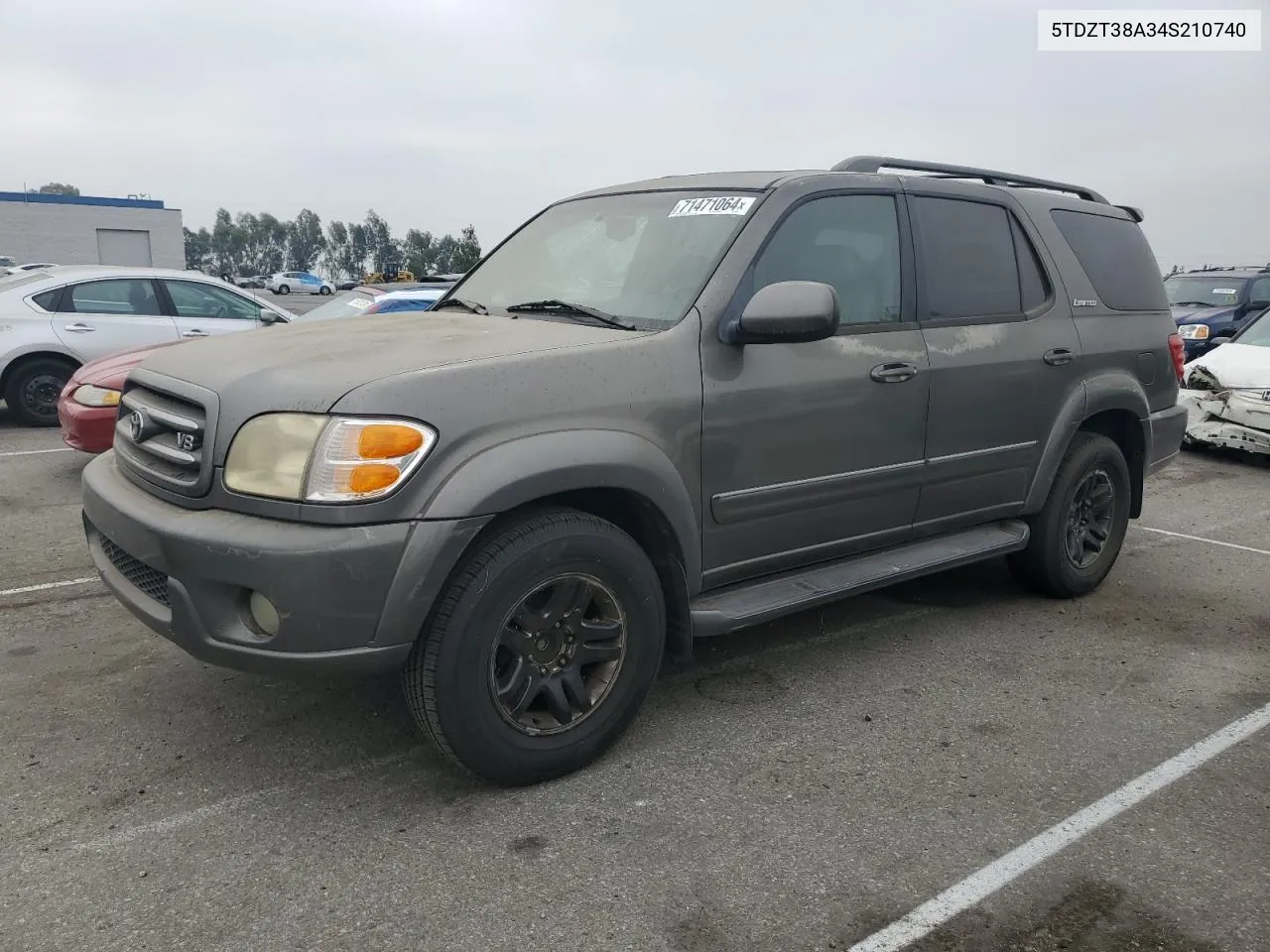 2004 Toyota Sequoia Limited VIN: 5TDZT38A34S210740 Lot: 71471064