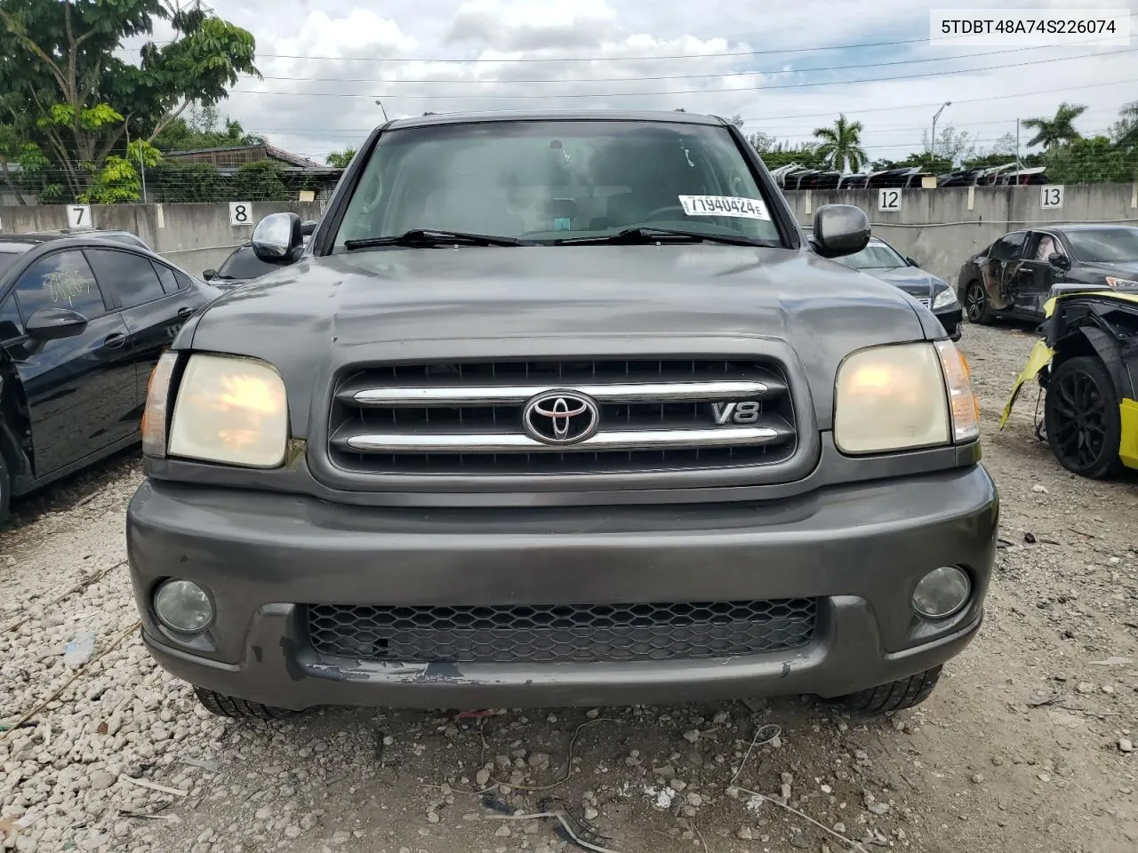 2004 Toyota Sequoia Limited VIN: 5TDBT48A74S226074 Lot: 71940424