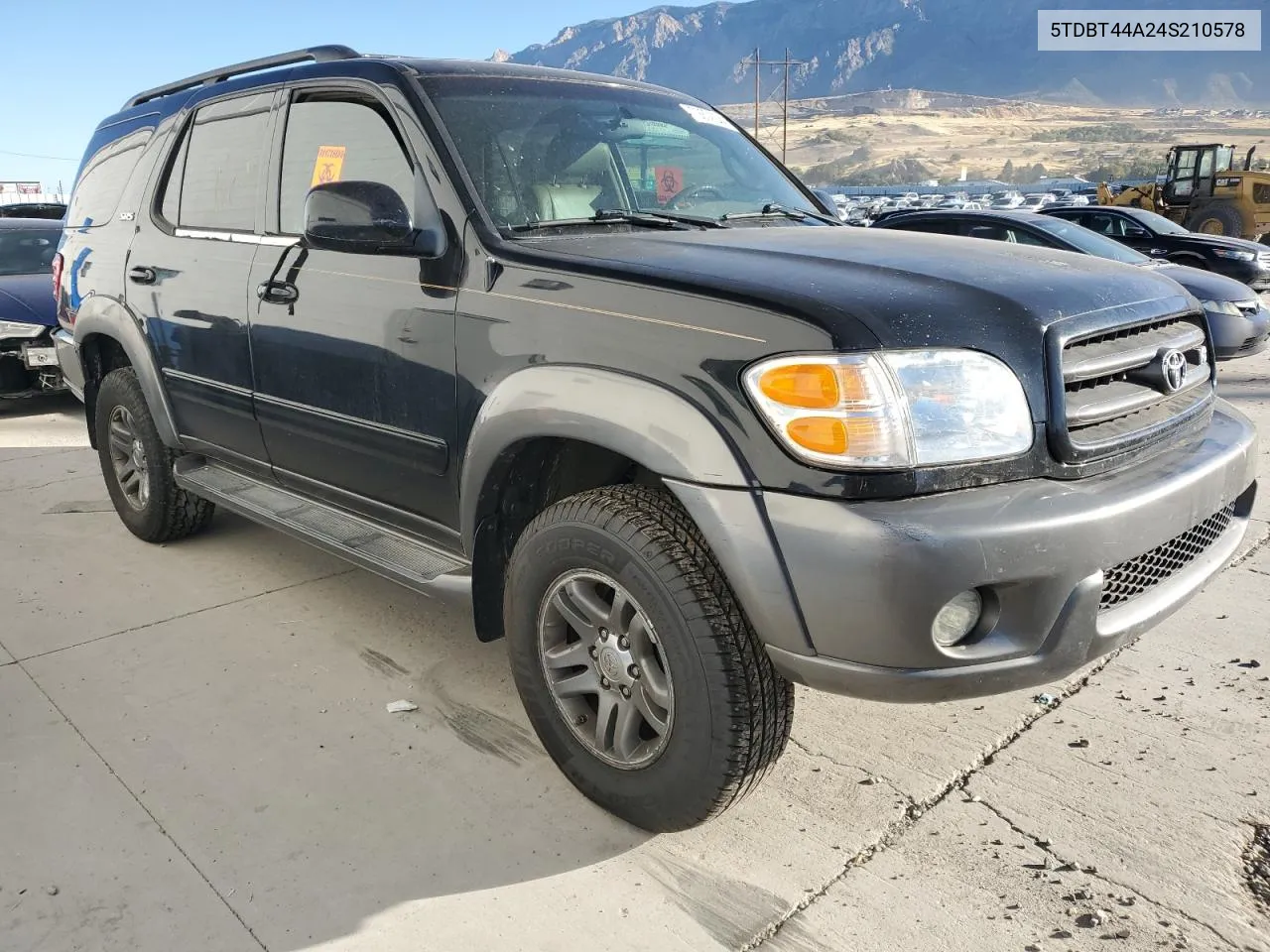 2004 Toyota Sequoia Sr5 VIN: 5TDBT44A24S210578 Lot: 72801664