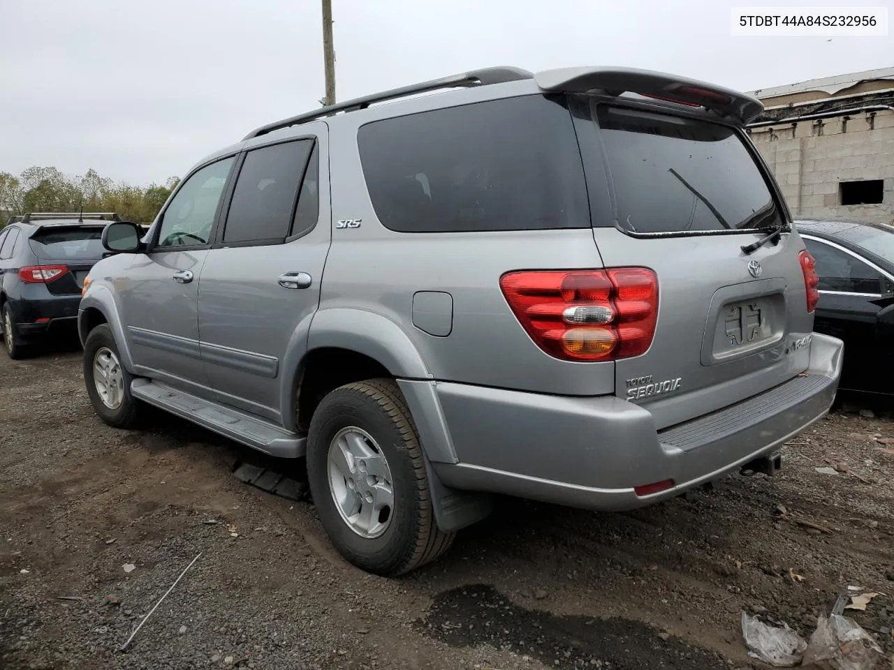 2004 Toyota Sequoia Sr5 VIN: 5TDBT44A84S232956 Lot: 75425054