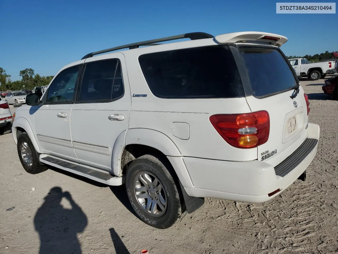 2004 Toyota Sequoia Limited VIN: 5TDZT38A34S210494 Lot: 76420524