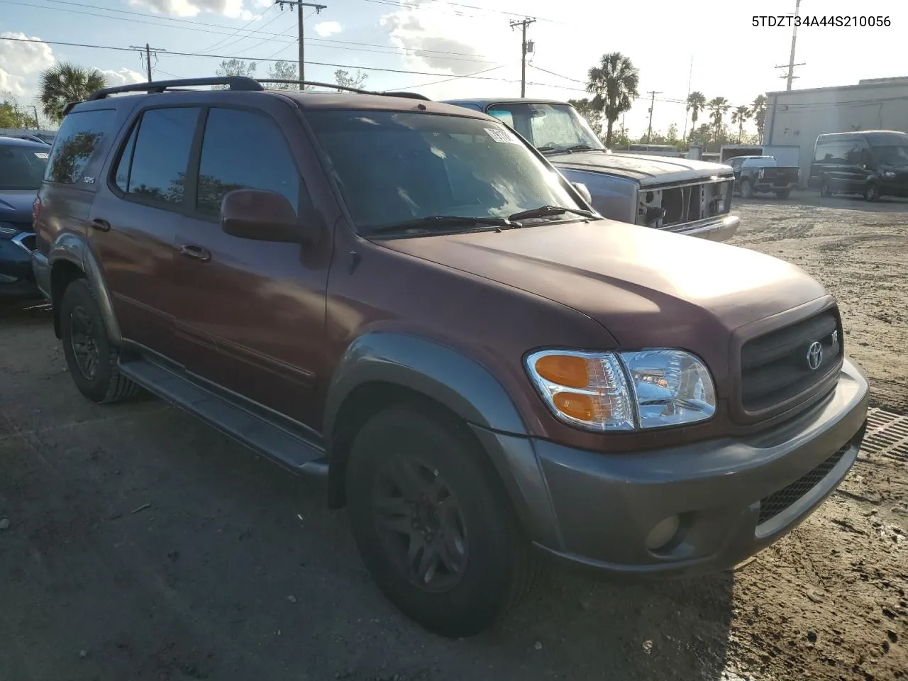 2004 Toyota Sequoia Sr5 VIN: 5TDZT34A44S210056 Lot: 79178874