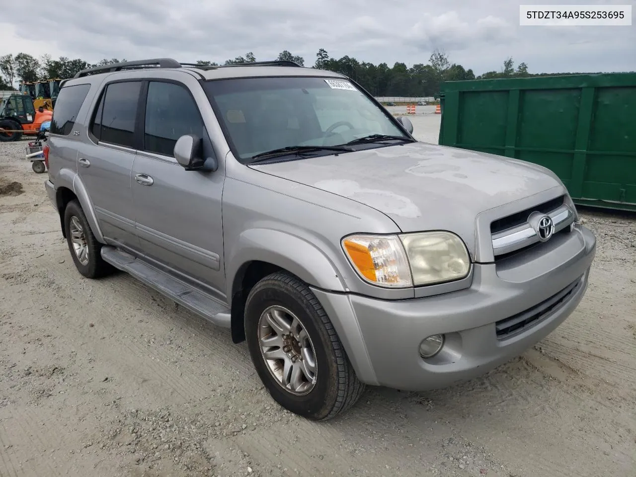 2005 Toyota Sequoia Sr5 VIN: 5TDZT34A95S253695 Lot: 66387764