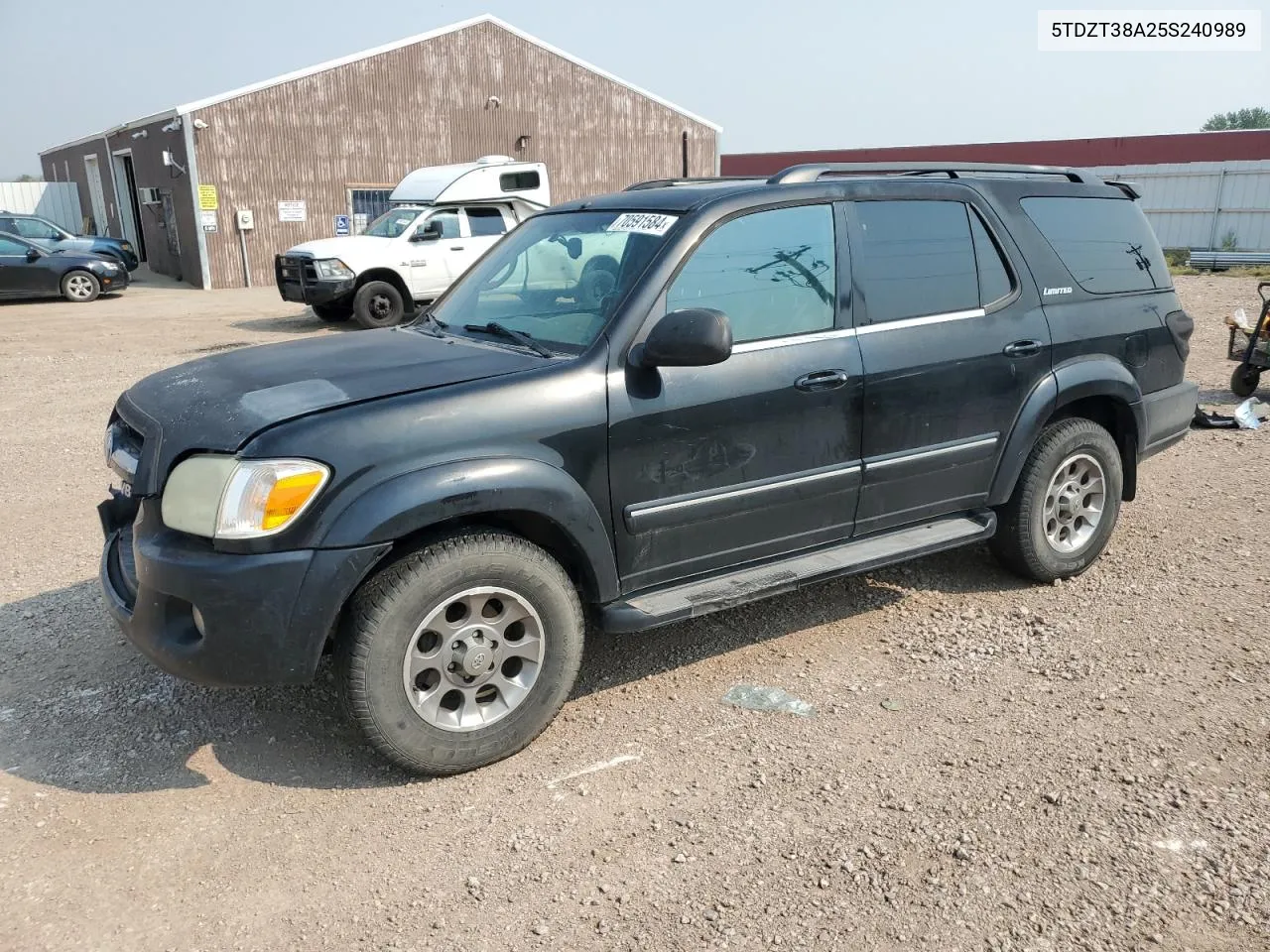 2005 Toyota Sequoia Limited VIN: 5TDZT38A25S240989 Lot: 70591584