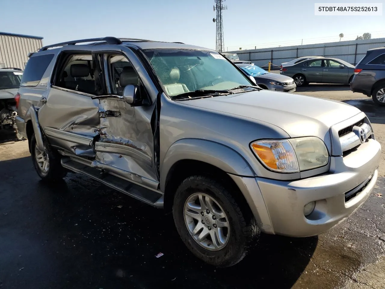 2005 Toyota Sequoia Limited VIN: 5TDBT48A75S252613 Lot: 70709834