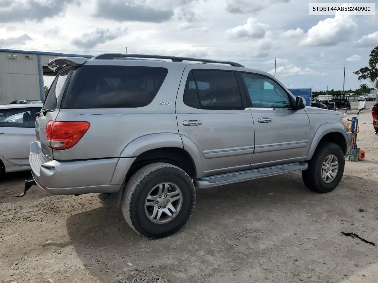 5TDBT44A85S240900 2005 Toyota Sequoia Sr5