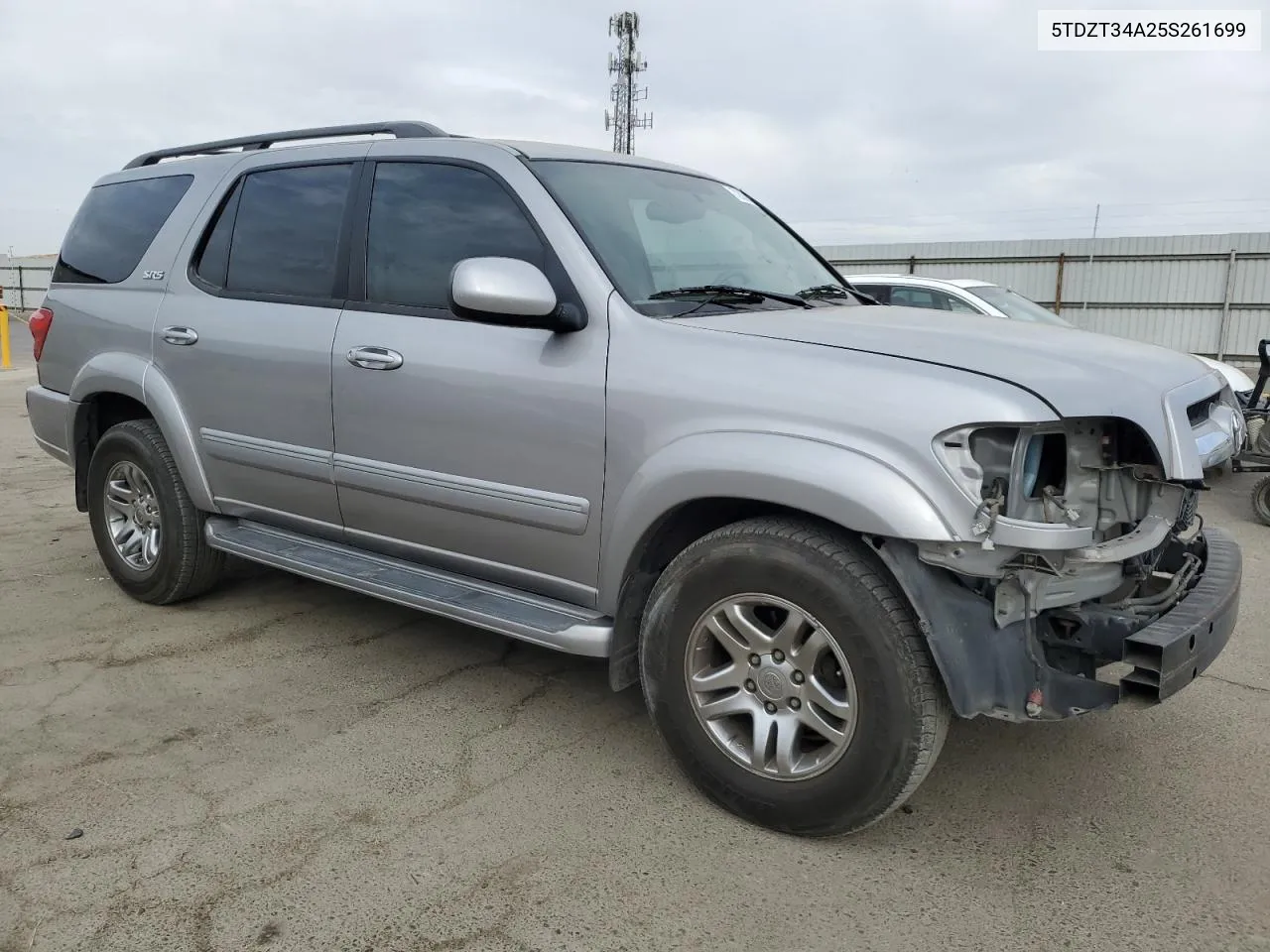 2005 Toyota Sequoia Sr5 VIN: 5TDZT34A25S261699 Lot: 72026534