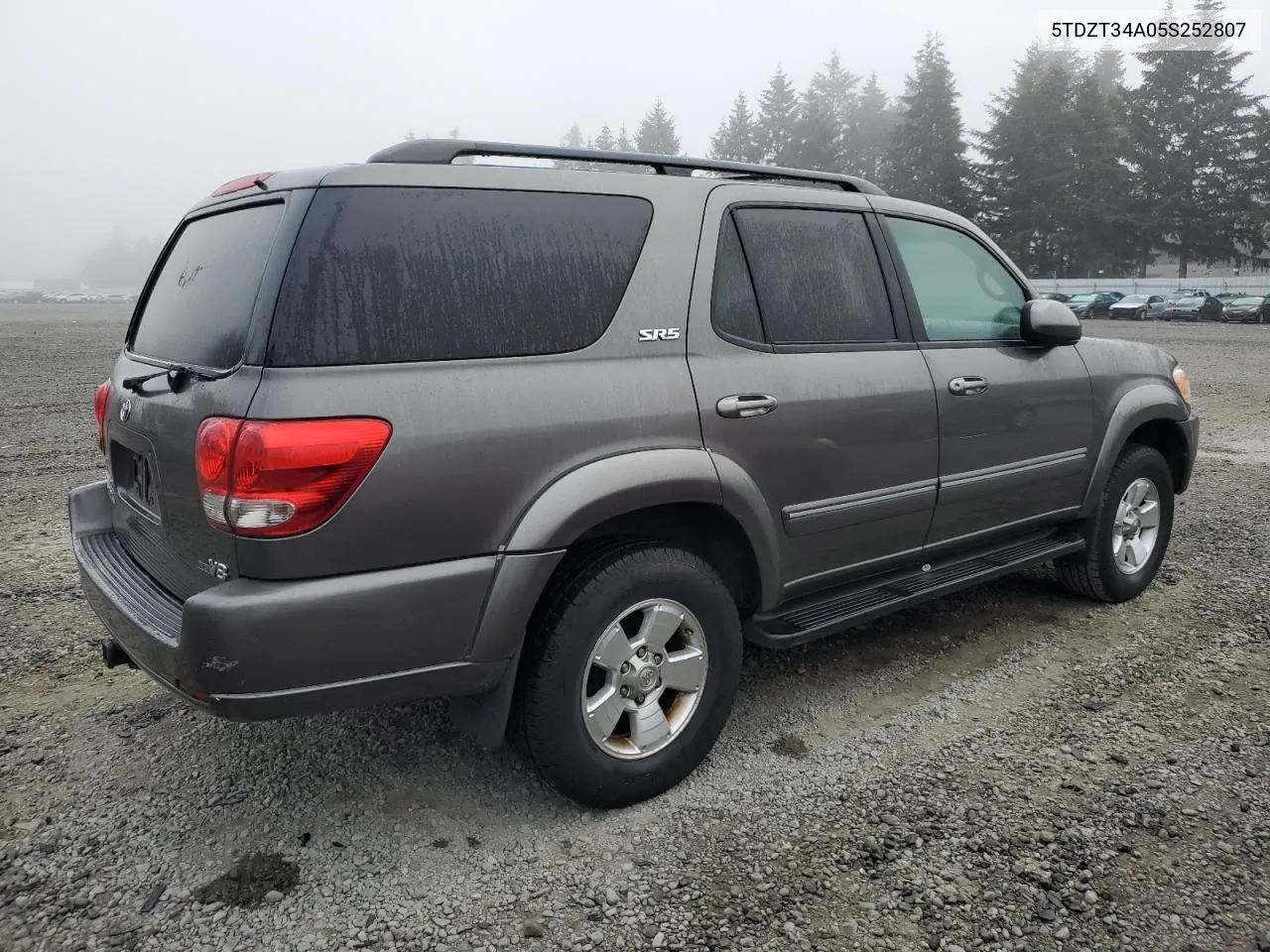 2005 Toyota Sequoia Sr5 VIN: 5TDZT34A05S252807 Lot: 72112144