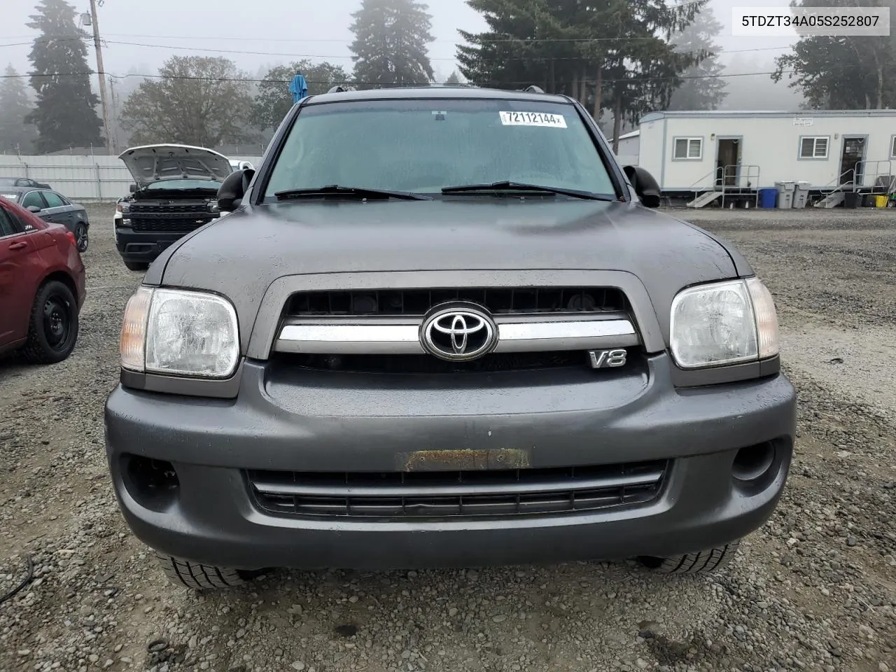 2005 Toyota Sequoia Sr5 VIN: 5TDZT34A05S252807 Lot: 72112144