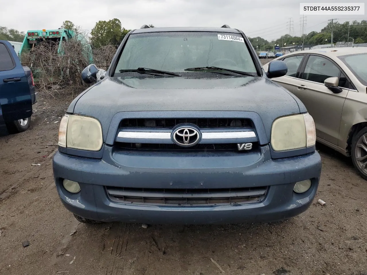 2005 Toyota Sequoia Sr5 VIN: 5TDBT44A55S235377 Lot: 73114004