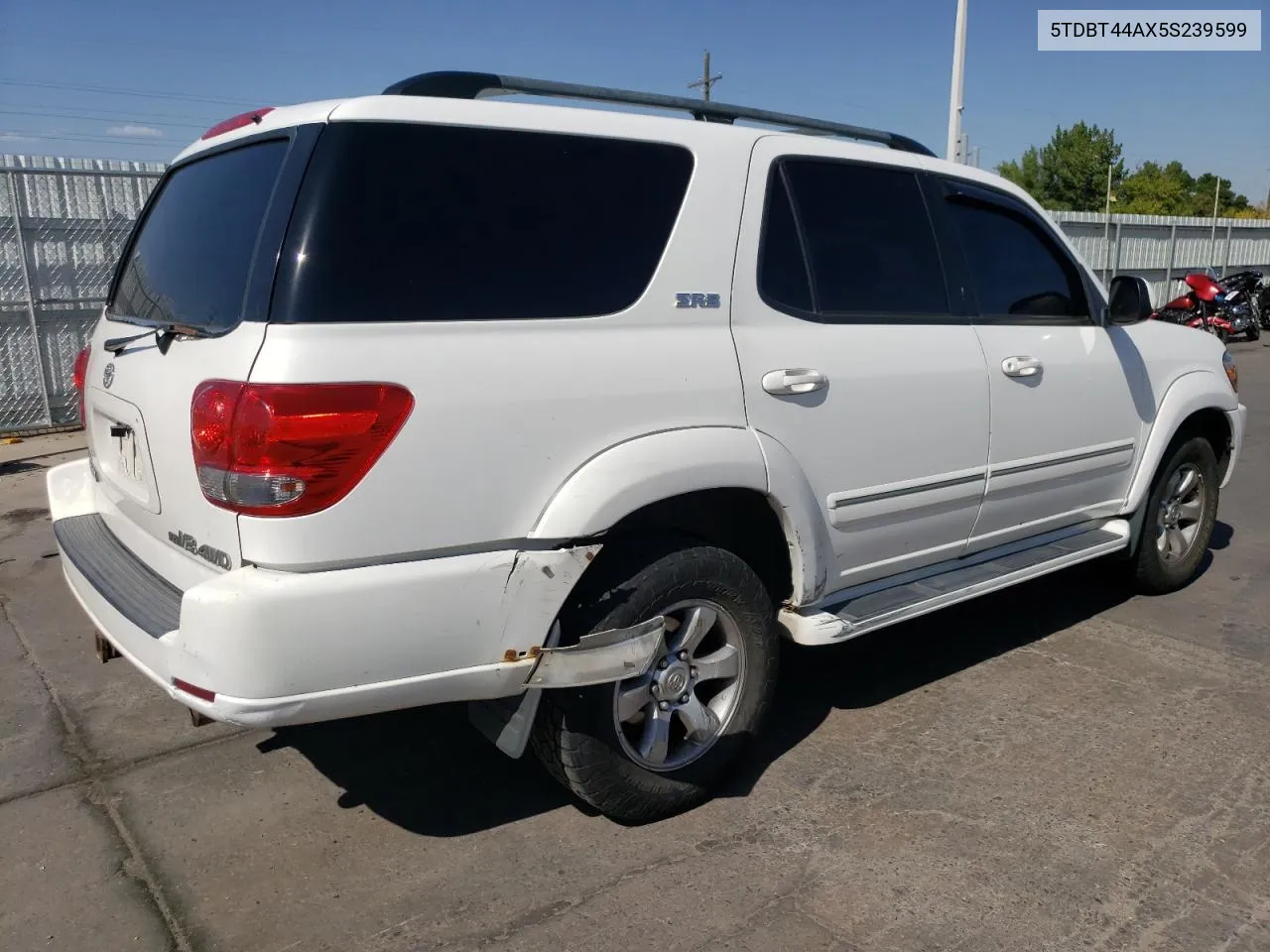 2005 Toyota Sequoia Sr5 VIN: 5TDBT44AX5S239599 Lot: 73969794