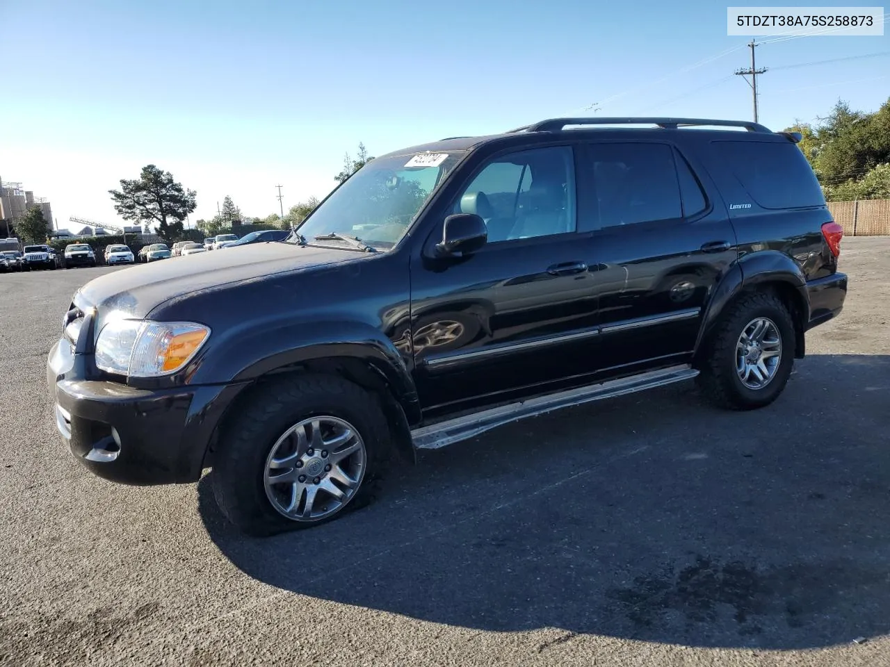 2005 Toyota Sequoia Limited VIN: 5TDZT38A75S258873 Lot: 74522704