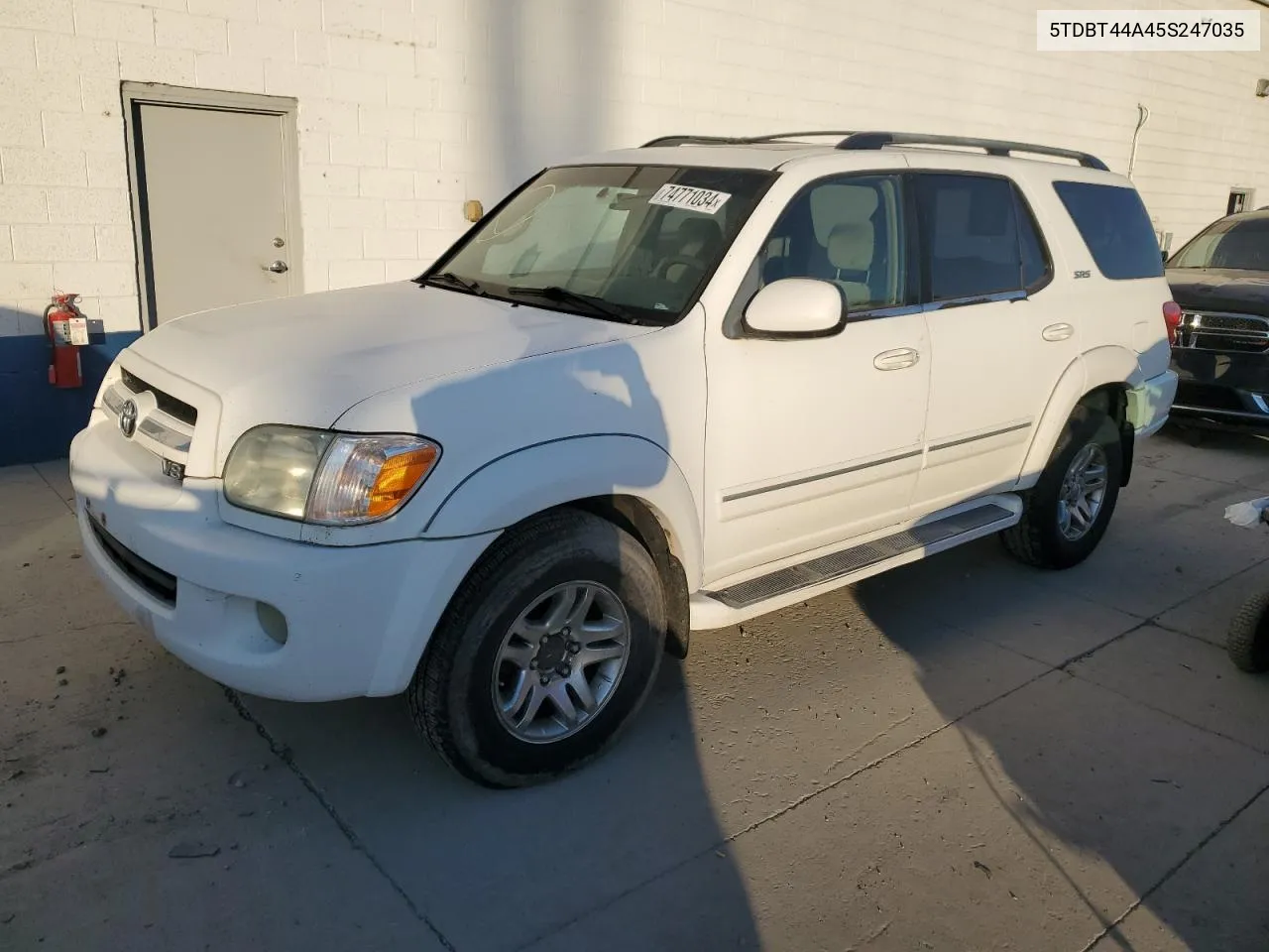 2005 Toyota Sequoia Sr5 VIN: 5TDBT44A45S247035 Lot: 74771034