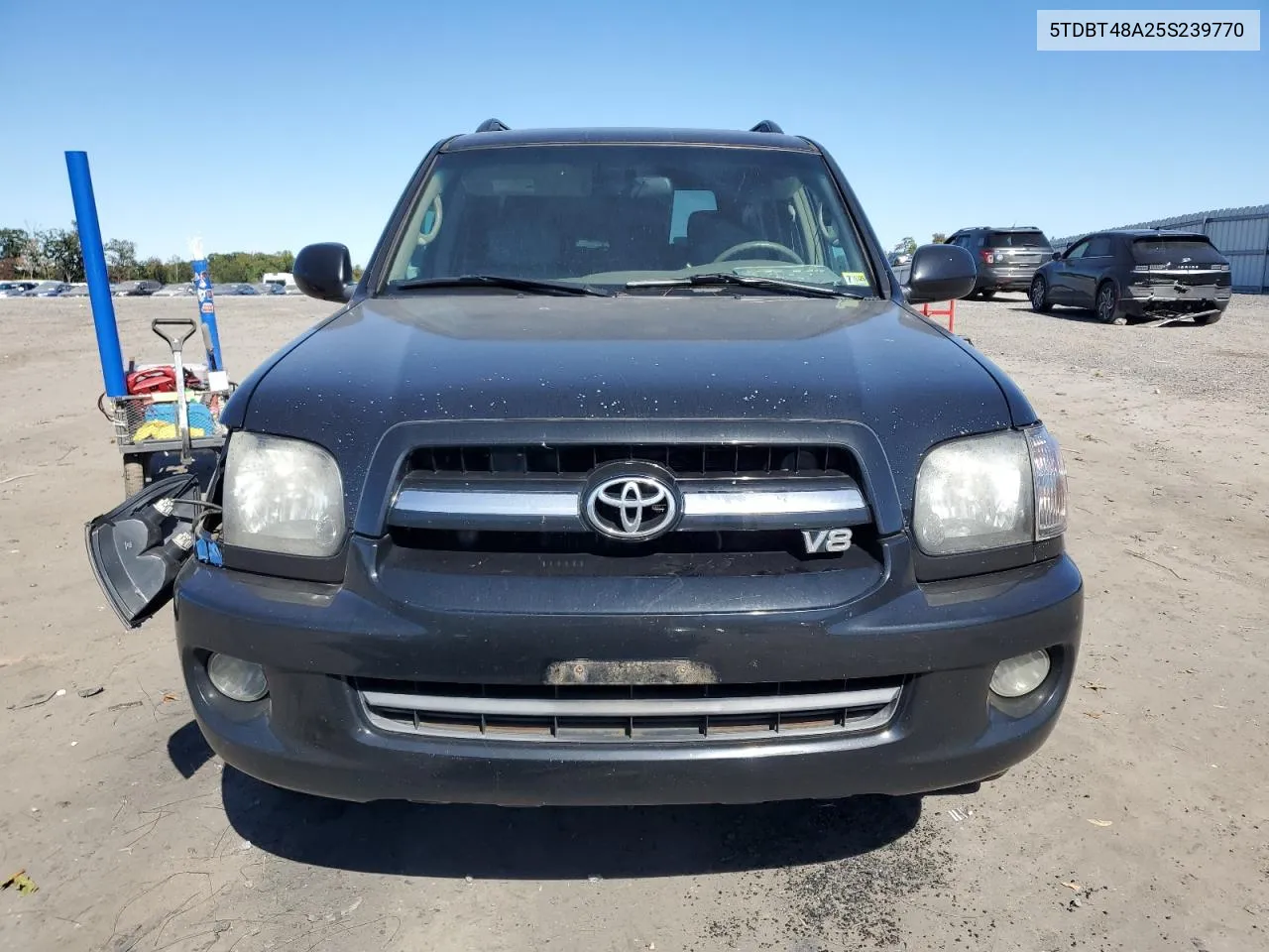 2005 Toyota Sequoia Limited VIN: 5TDBT48A25S239770 Lot: 75008414