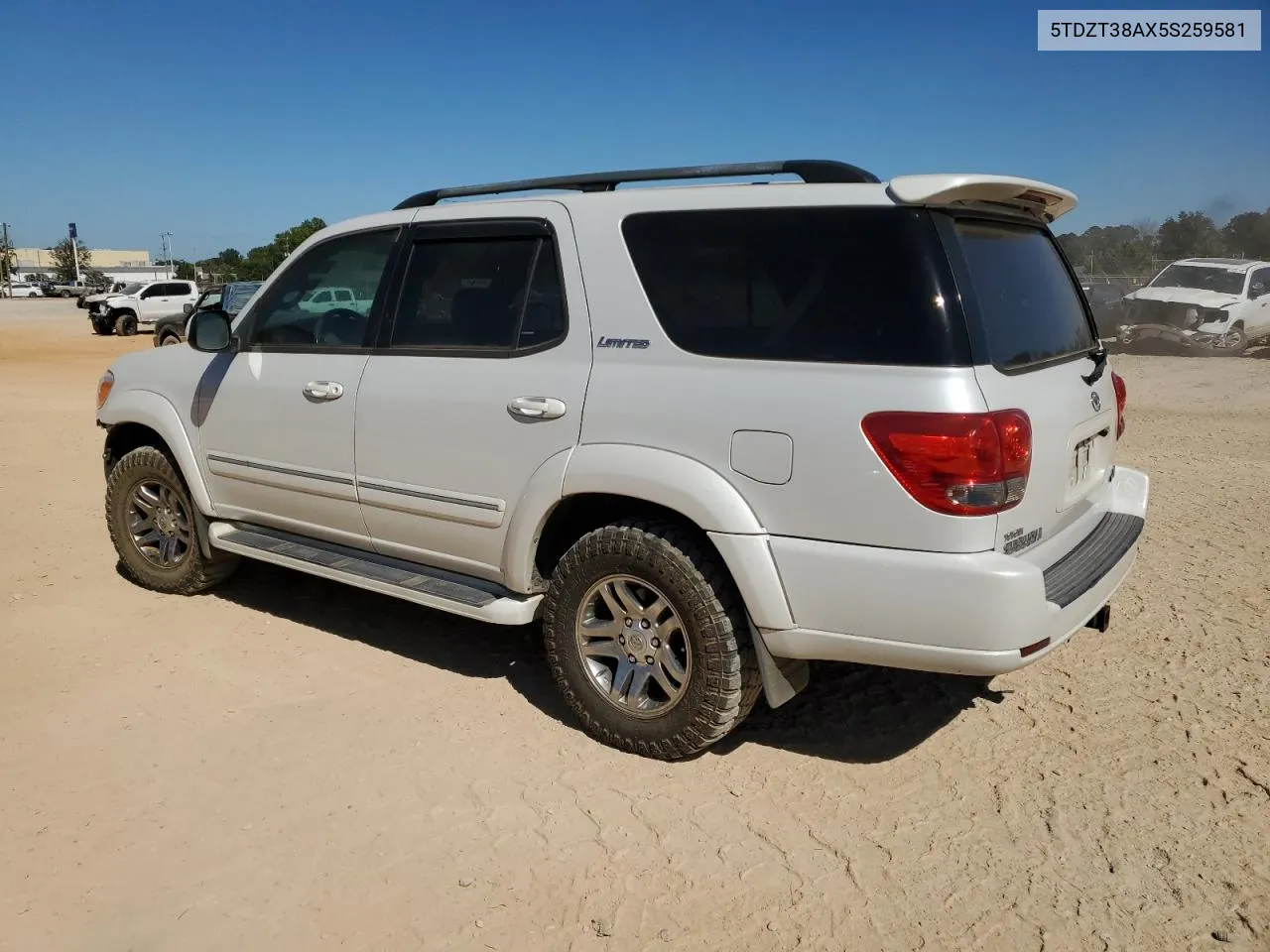 2005 Toyota Sequoia Limited VIN: 5TDZT38AX5S259581 Lot: 75737974