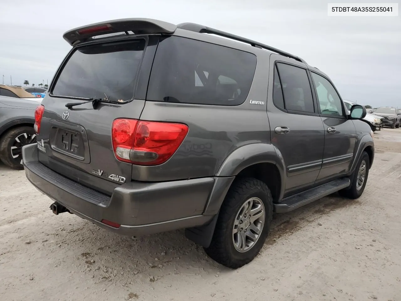 2005 Toyota Sequoia Limited VIN: 5TDBT48A35S255041 Lot: 75920264