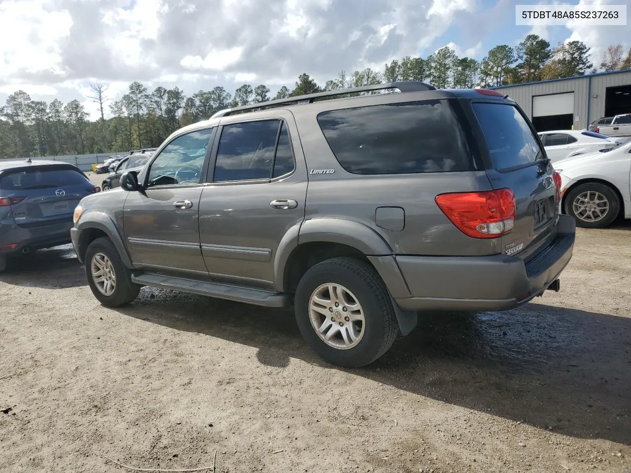 2005 Toyota Sequoia Limited VIN: 5TDBT48A85S237263 Lot: 79400904