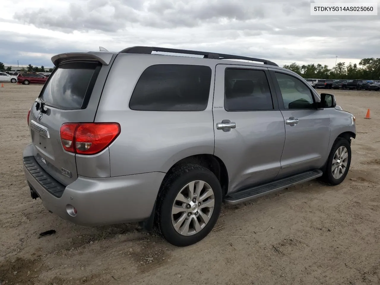 2010 Toyota Sequoia Limited VIN: 5TDKY5G14AS025060 Lot: 71376254