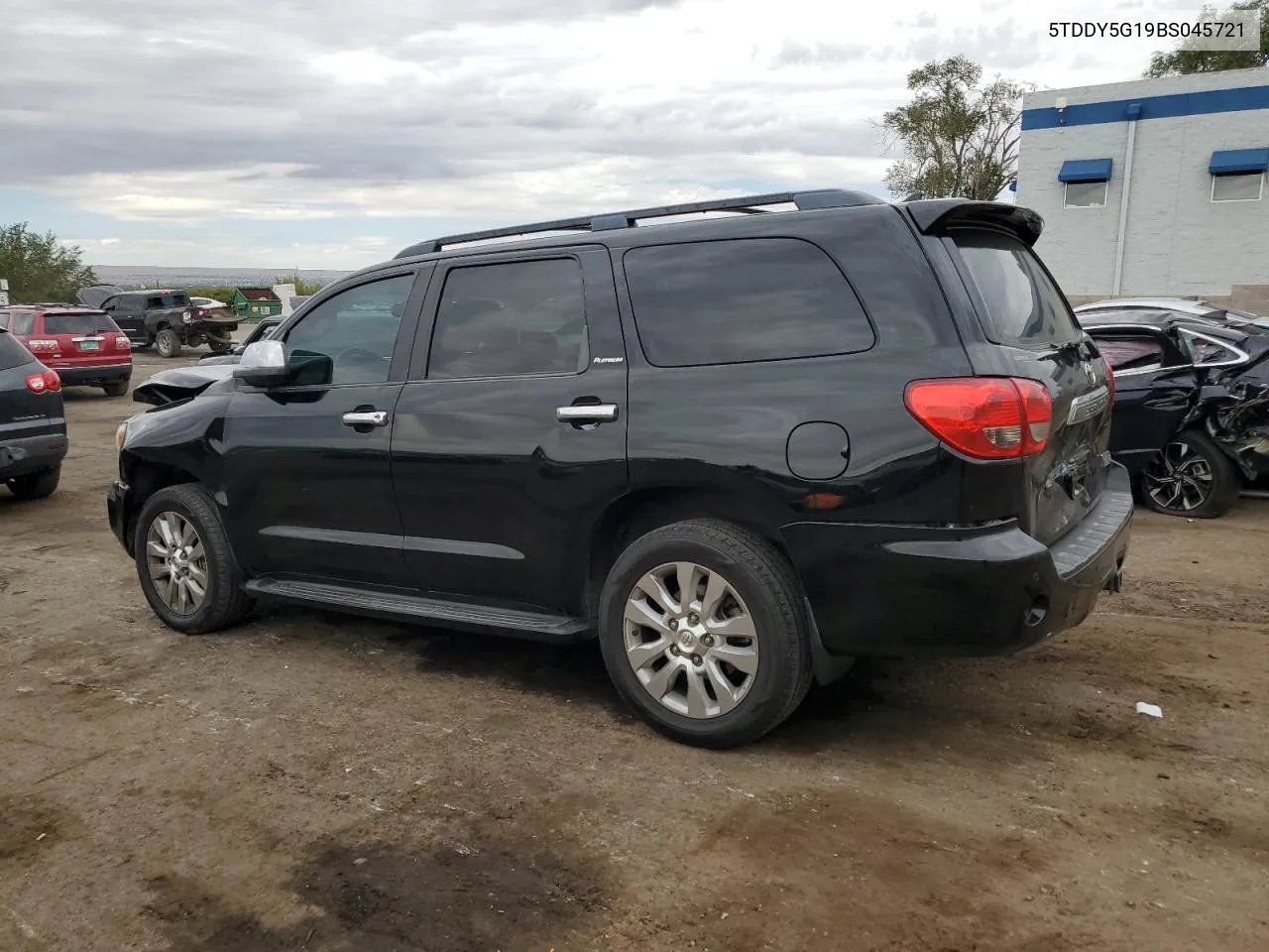 2011 Toyota Sequoia Platinum VIN: 5TDDY5G19BS045721 Lot: 72272864