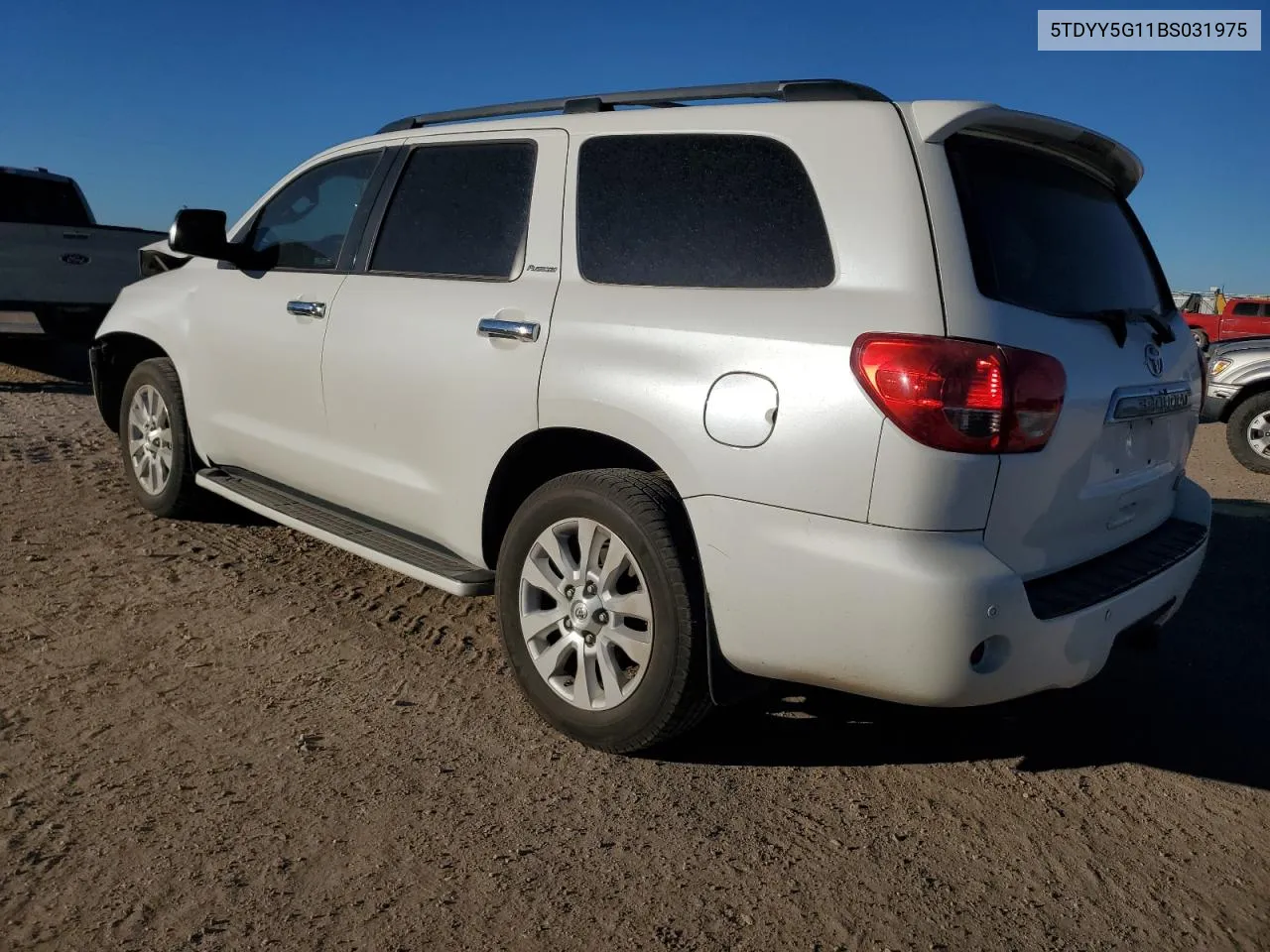 5TDYY5G11BS031975 2011 Toyota Sequoia Platinum