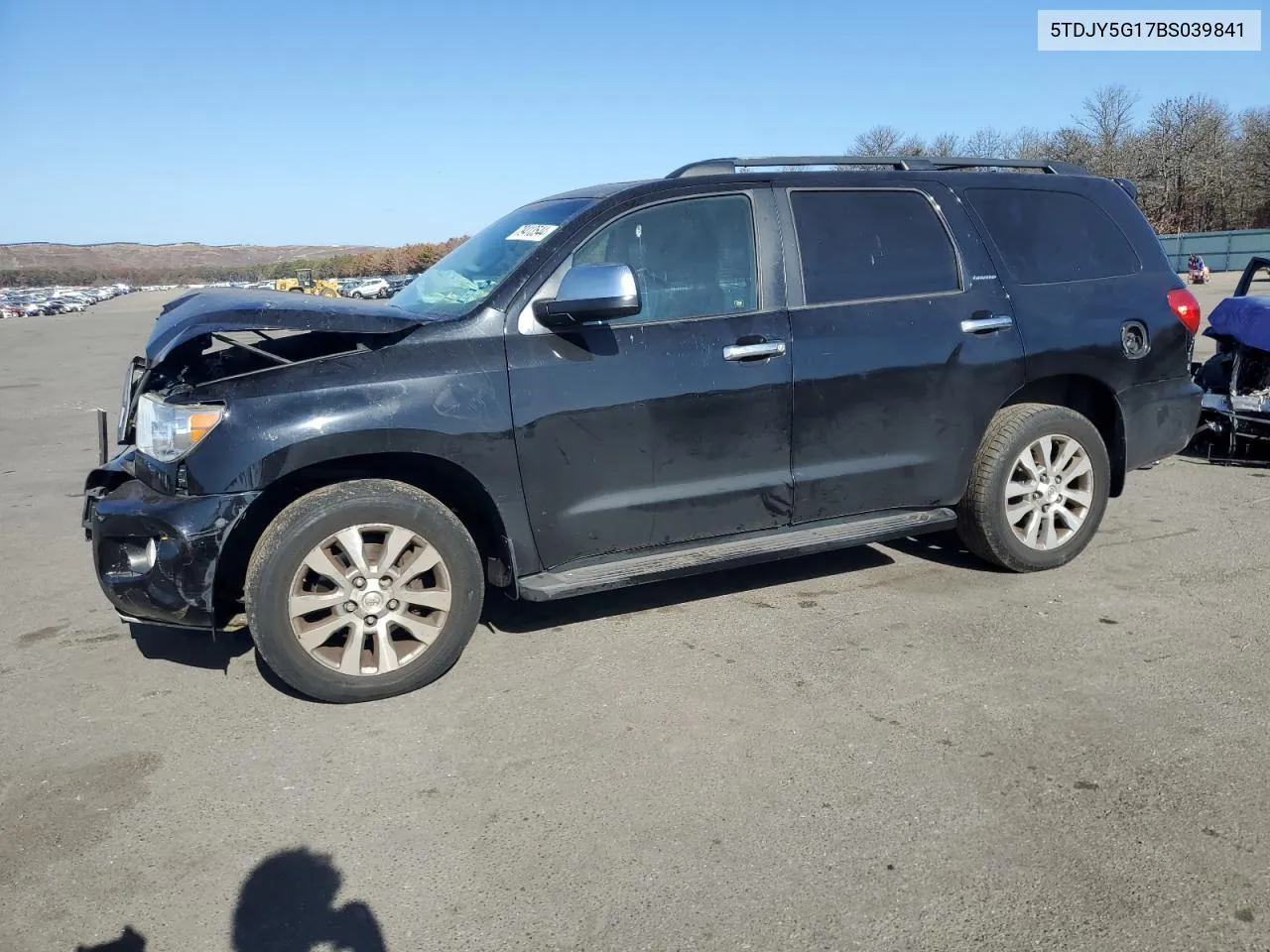 2011 Toyota Sequoia Limited VIN: 5TDJY5G17BS039841 Lot: 79413544