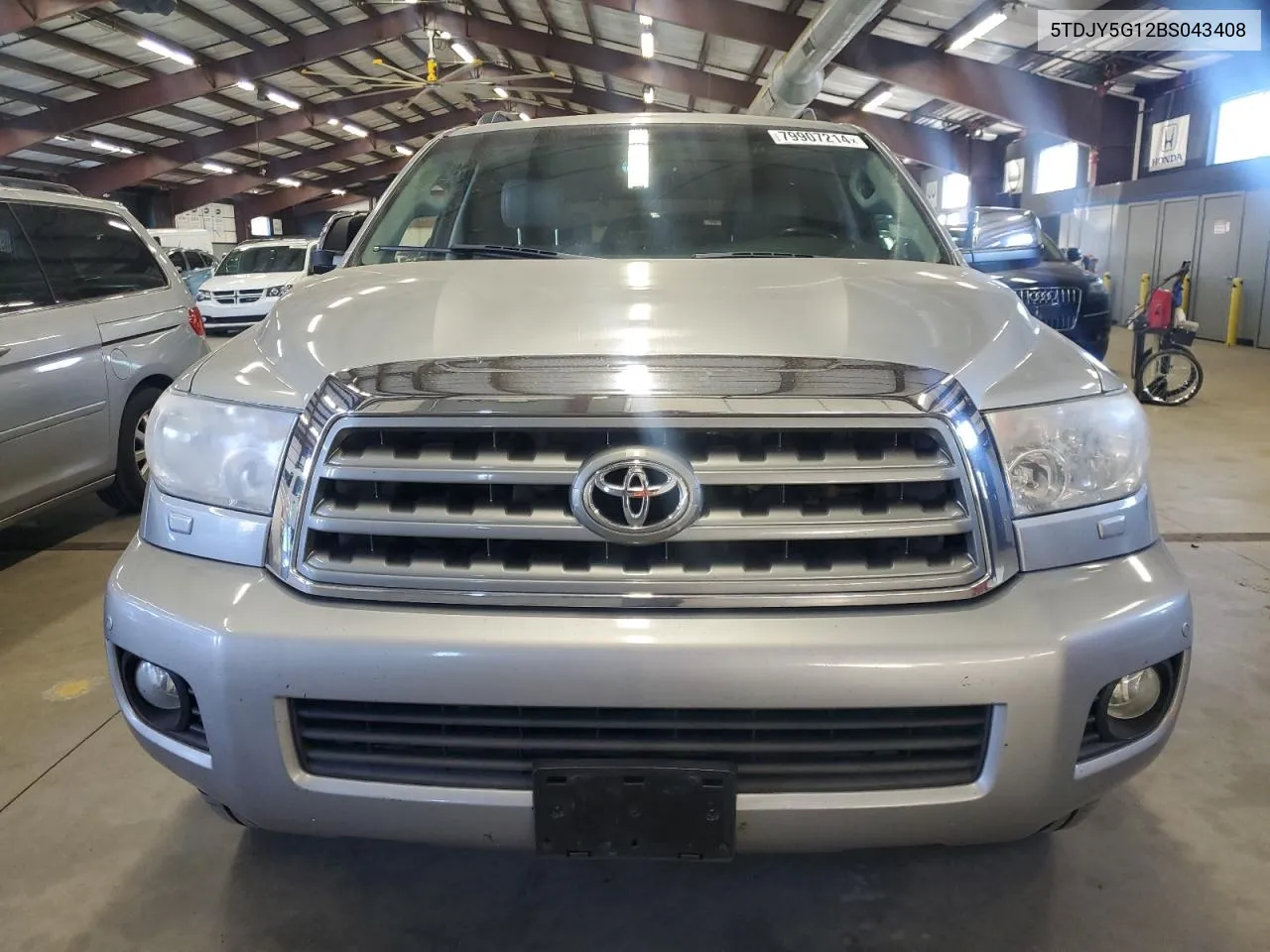 2011 Toyota Sequoia Limited VIN: 5TDJY5G12BS043408 Lot: 79907214