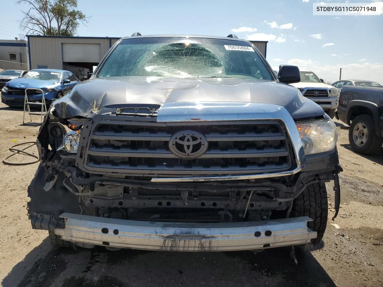 5TDBY5G11CS071948 2012 Toyota Sequoia Sr5