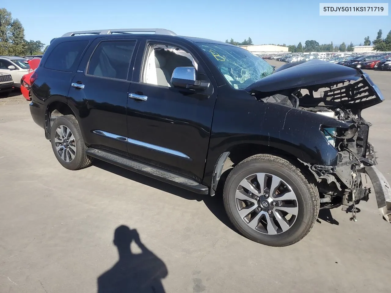 2019 Toyota Sequoia Limited VIN: 5TDJY5G11KS171719 Lot: 69651034