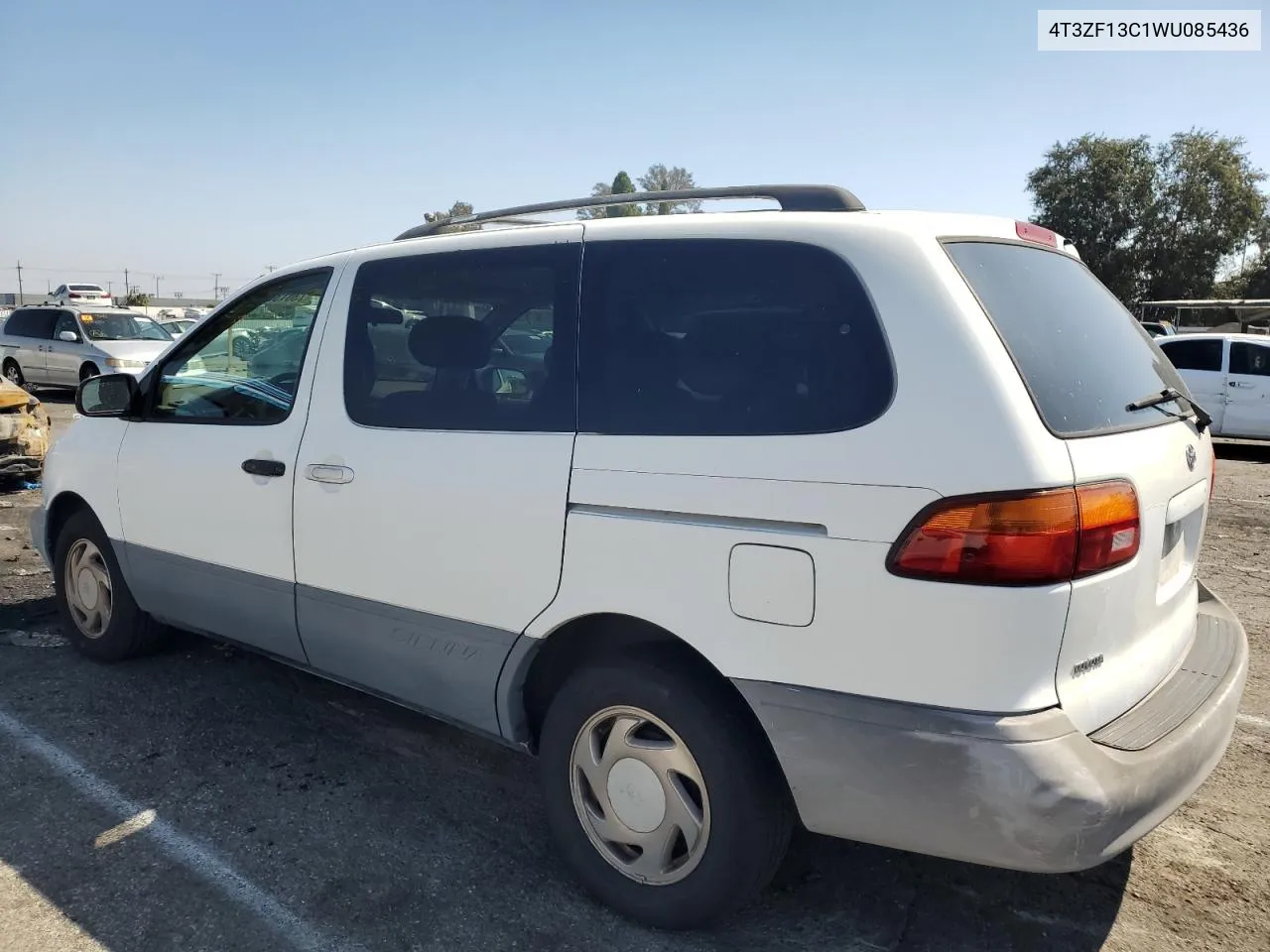 1998 Toyota Sienna Le VIN: 4T3ZF13C1WU085436 Lot: 73013874