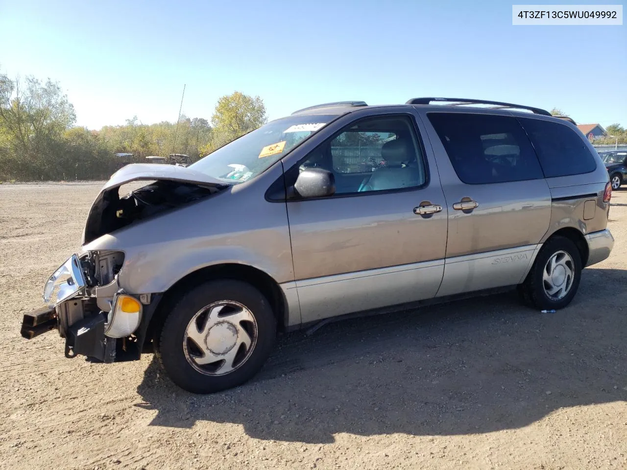 1998 Toyota Sienna Le VIN: 4T3ZF13C5WU049992 Lot: 74492774