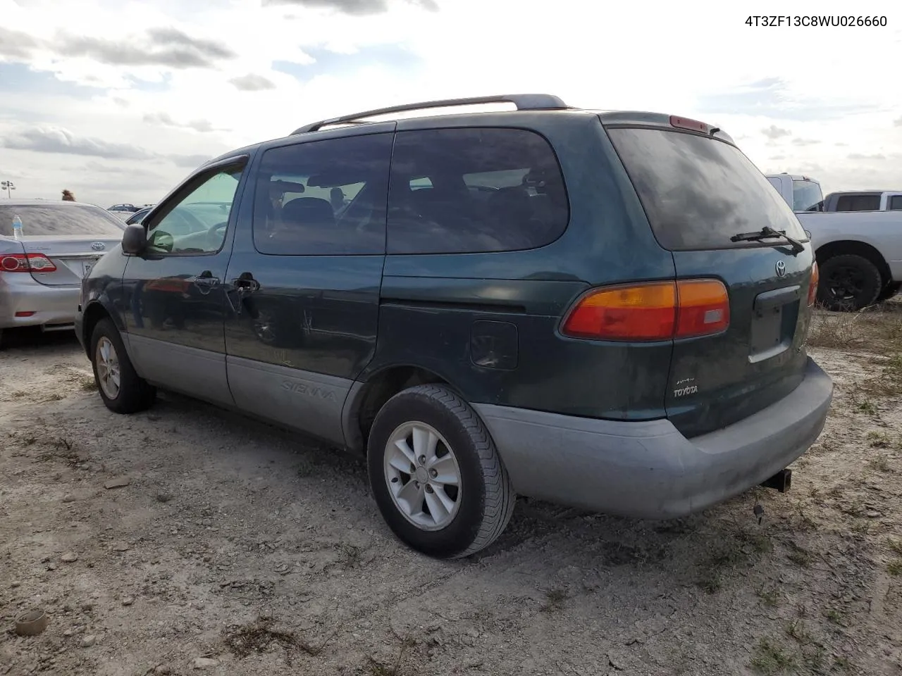 1998 Toyota Sienna Le VIN: 4T3ZF13C8WU026660 Lot: 76808324