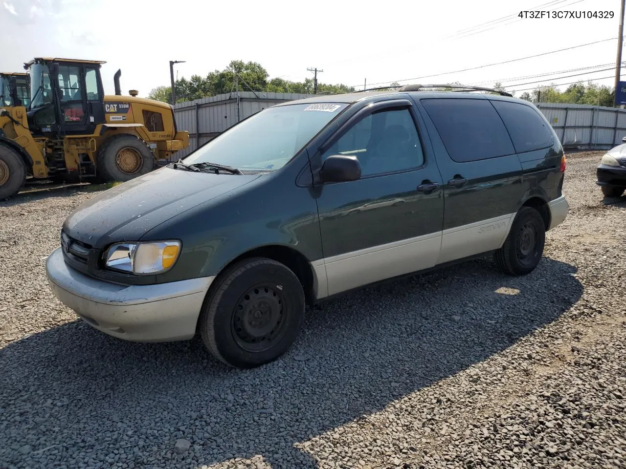 1999 Toyota Sienna Le VIN: 4T3ZF13C7XU104329 Lot: 68639204