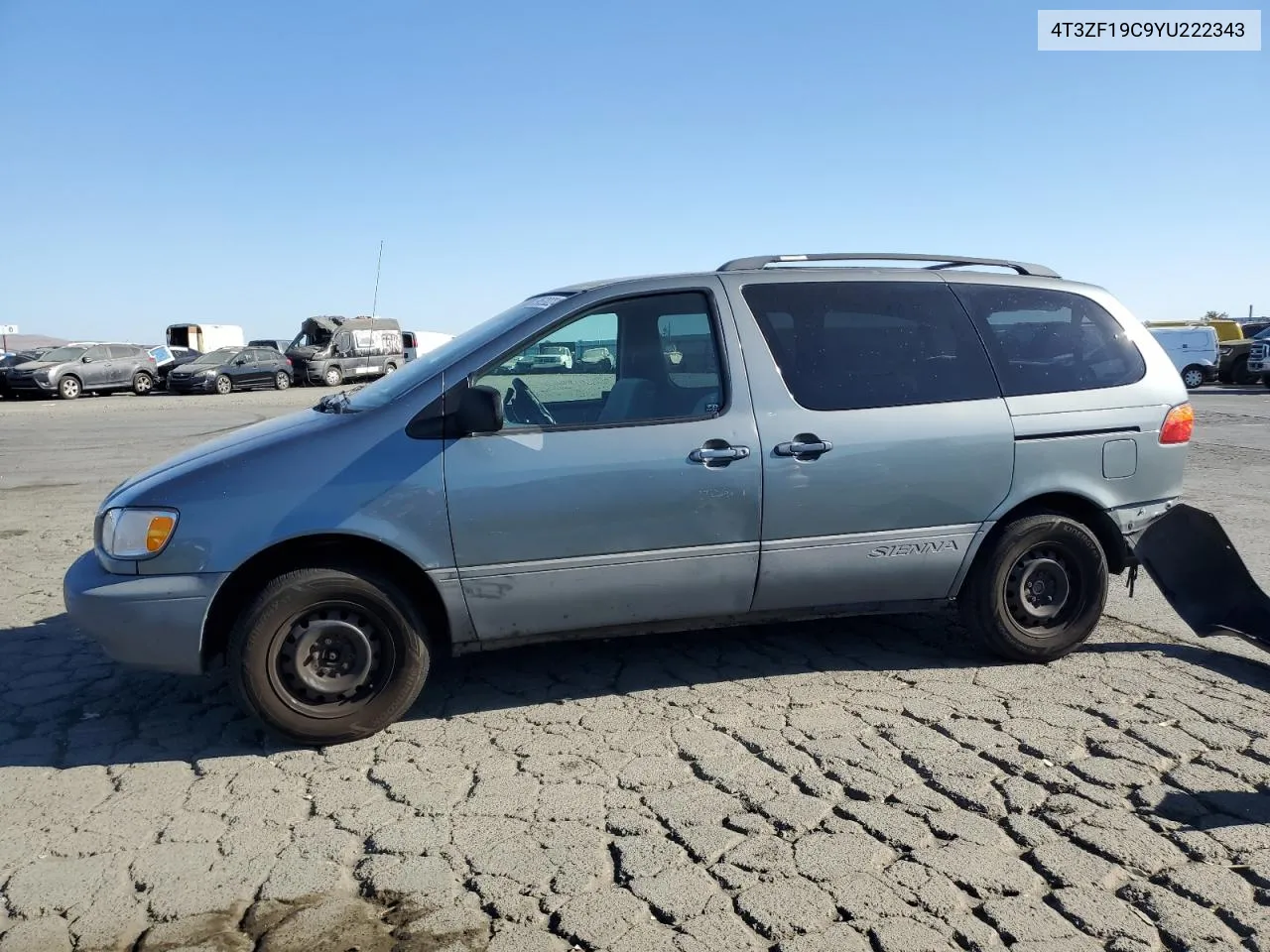 2000 Toyota Sienna Ce VIN: 4T3ZF19C9YU222343 Lot: 69520224