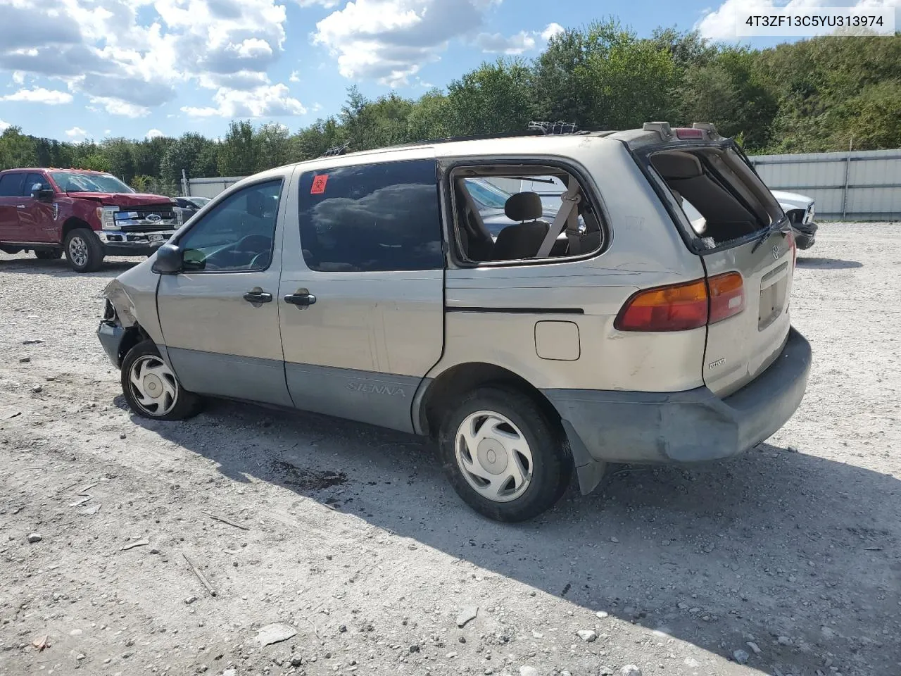 2000 Toyota Sienna Le VIN: 4T3ZF13C5YU313974 Lot: 73205774