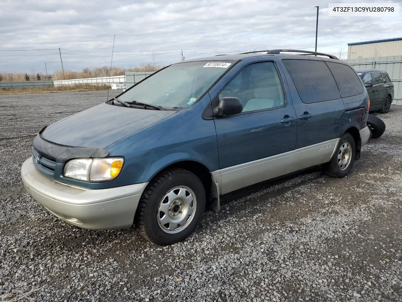 2000 Toyota Sienna Le VIN: 4T3ZF13C9YU280798 Lot: 80708614