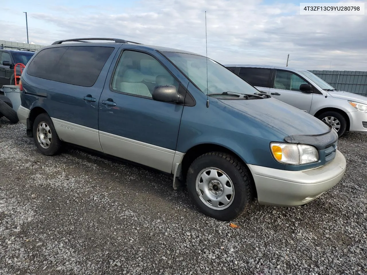 2000 Toyota Sienna Le VIN: 4T3ZF13C9YU280798 Lot: 80708614