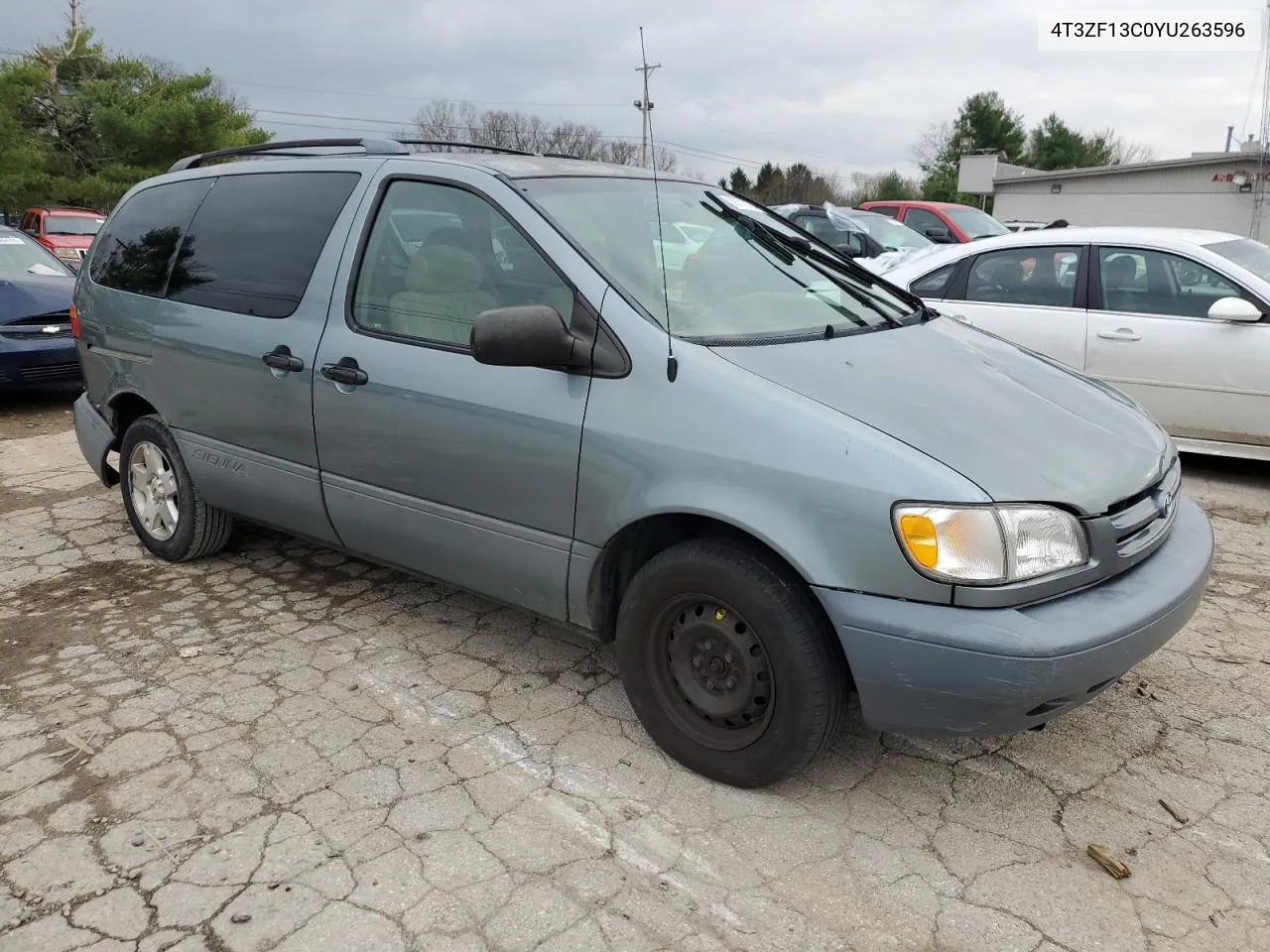 2000 Toyota Sienna Le VIN: 4T3ZF13C0YU263596 Lot: 80775074